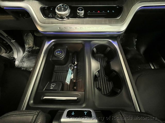 2025 Ford Expedition Platinum 4x4 - 22939214 - 31