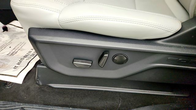 2025 Ford Expedition Platinum 4x4 with BlueCruise Capability - 22990085 - 11