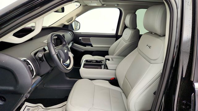 2025 Ford Expedition Platinum 4x4 with BlueCruise Capability - 22990085 - 19