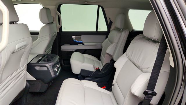 2025 Ford Expedition Platinum 4x4 with BlueCruise Capability - 22990085 - 20