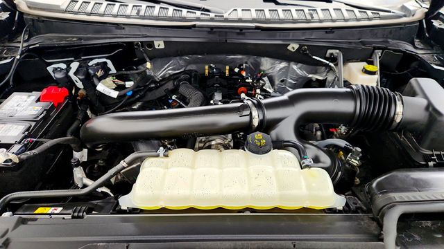 2025 Ford Expedition Platinum 4x4 with BlueCruise Capability - 22990085 - 27