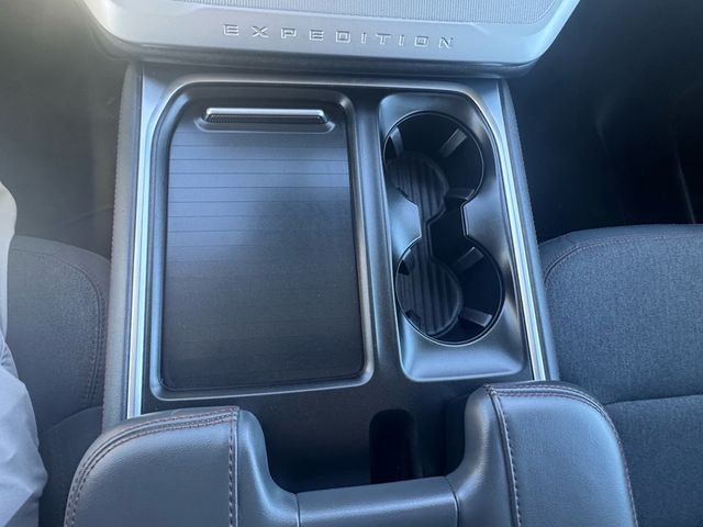 2025 Ford Expedition Max Active - 22981659 - 23