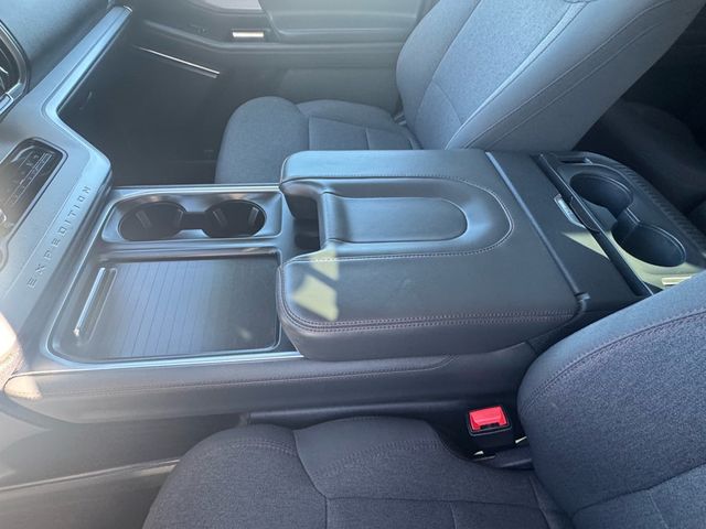 2025 Ford Expedition Max Active - 22981659 - 25