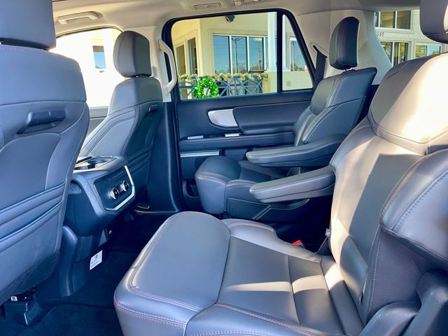 2025 Ford Expedition Max ACTIVE - 22964434 - 11