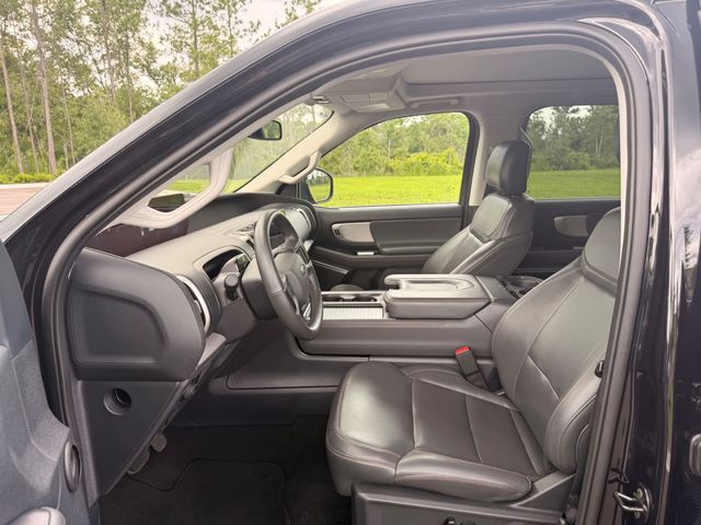 2025 Ford Expedition Active MAX 4x4's photo