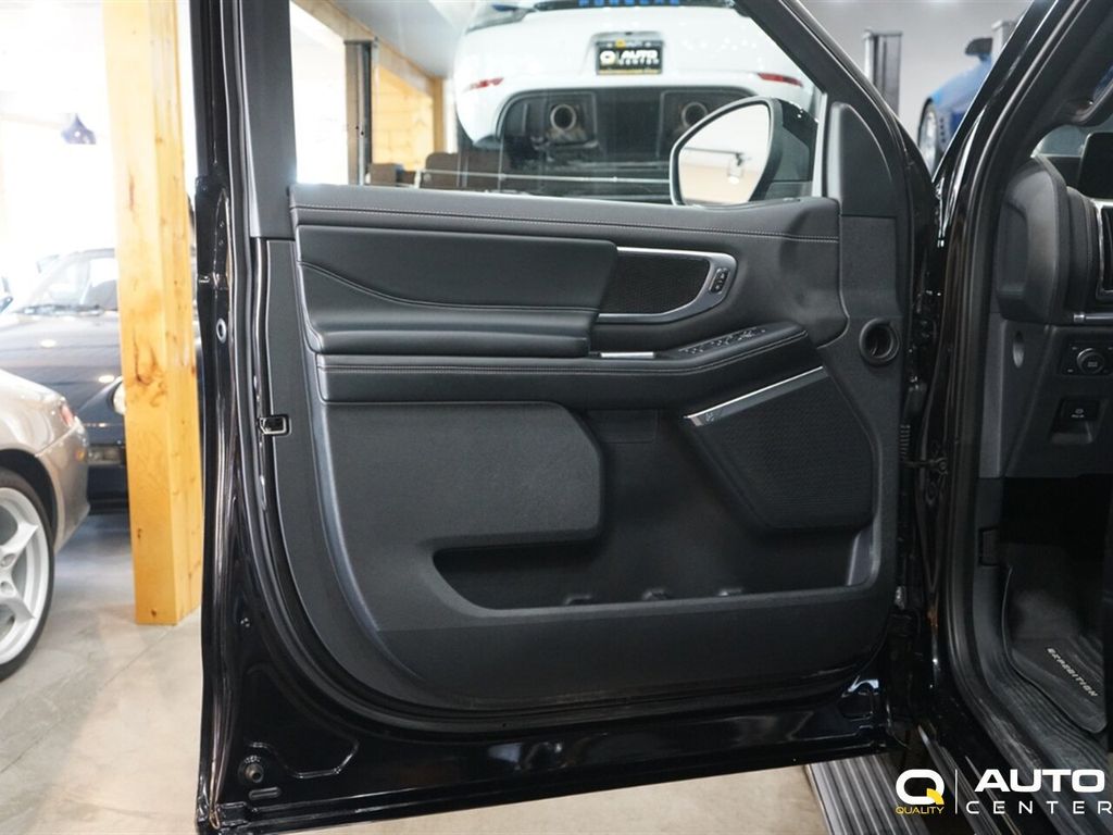 2025 Ford Expedition Max Platinum 4x4 - 23055996 - 9