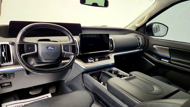 2025 Ford Expedition Max Platinum 4x4 w/ 2nd Row Power Folding Bench Seat & 8 Seats - 23009714 - 12