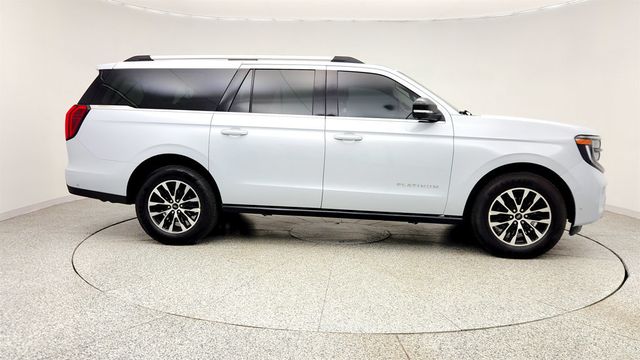 2025 Ford Expedition Max Platinum 4x4 w/ 2nd Row Power Folding Bench Seat & 8 Seats - 23009714 - 3