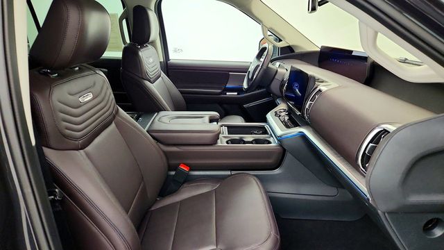 2025 Ford Expedition Max Platinum 4x4 w/ BlueCruise, 24'' Wheels & Multi-Contour Seats - 23091930 - 24