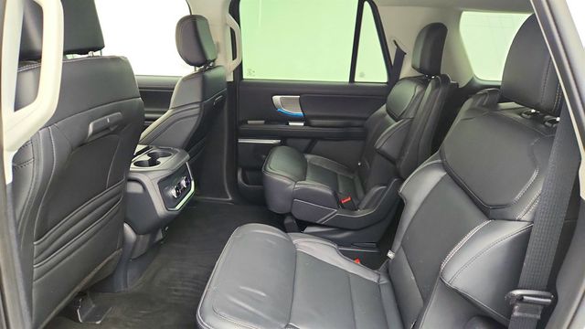 2025 Ford Expedition Max Platinum 4x4 w/ Connectivity Package - 23003360 - 24