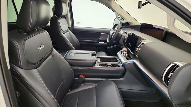 2025 Ford Expedition Max Platinum 4x4 w/ Connectivity Package - 23003360 - 28