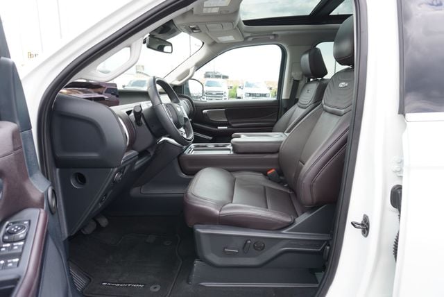 2025 Ford Expedition Max PLATINUM ULTIMATE - 23032646 - 19