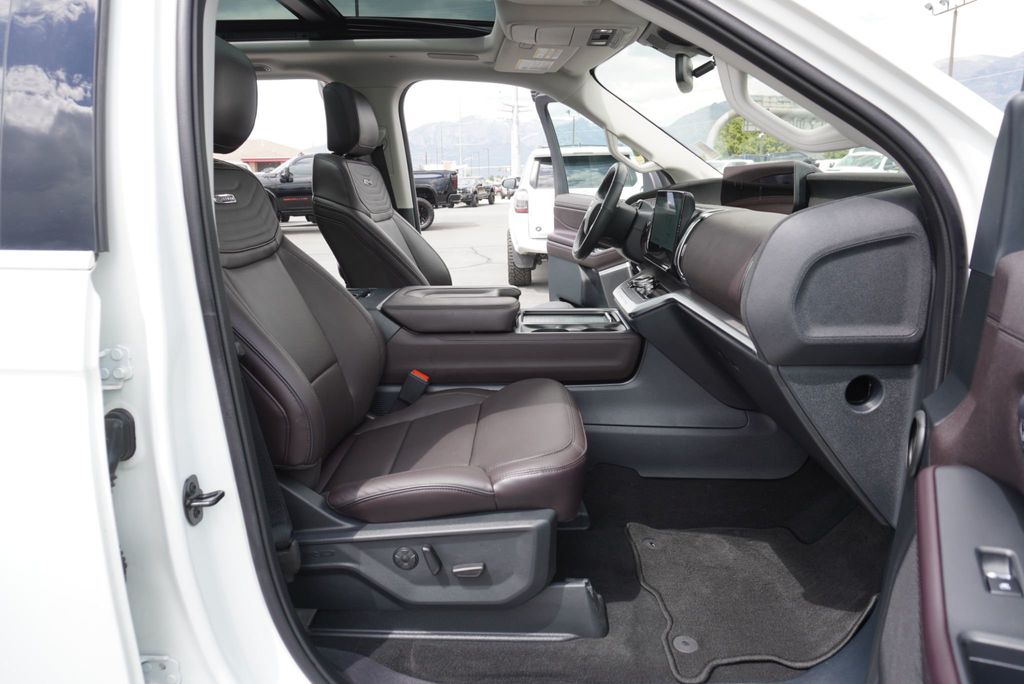 2025 Ford Expedition Max PLATINUM ULTIMATE - 23032646 - 25