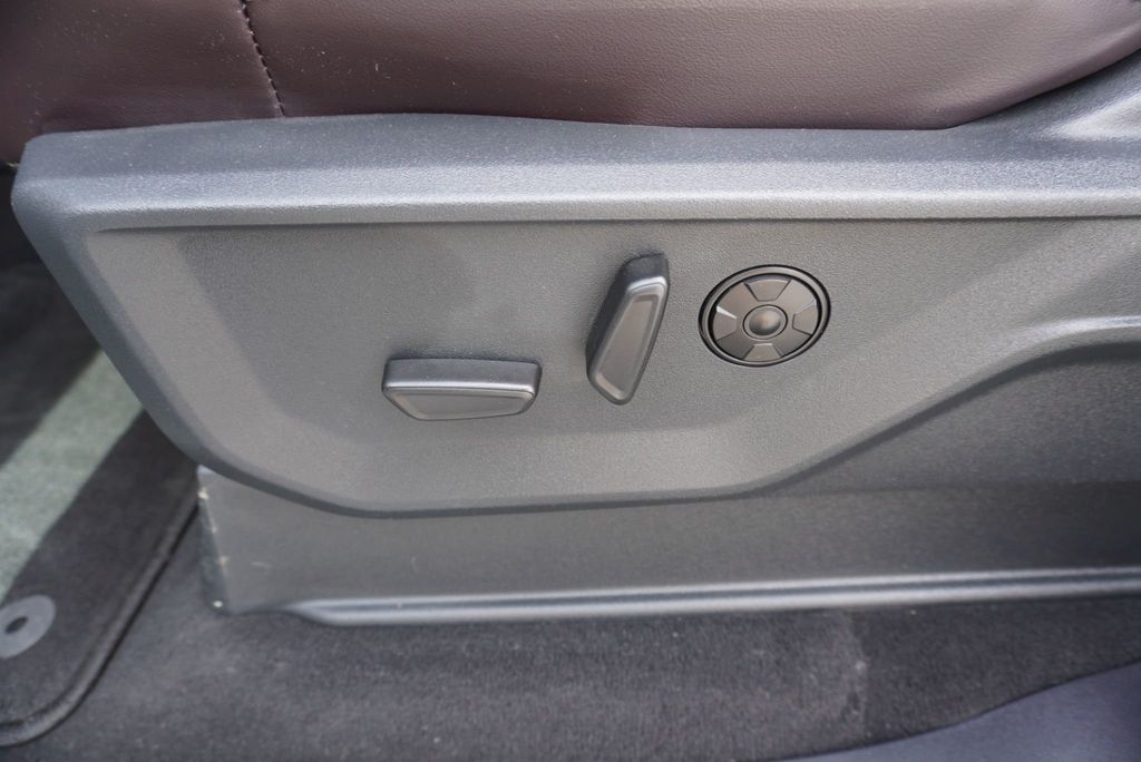 2025 Ford Expedition Max PLATINUM ULTIMATE - 23032646 - 28