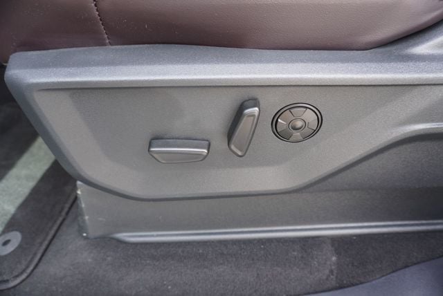 2025 Ford Expedition Max PLATINUM ULTIMATE - 23032646 - 28