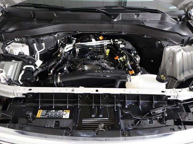 2025 Ford Explorer Active 4WD - 23039611 - 19