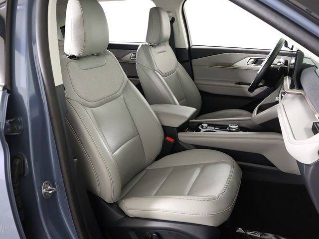 2025 Ford Explorer Active 4WD - 23039611 - 30