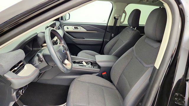 2025 Ford Explorer Active 4WD - 23059800 - 18