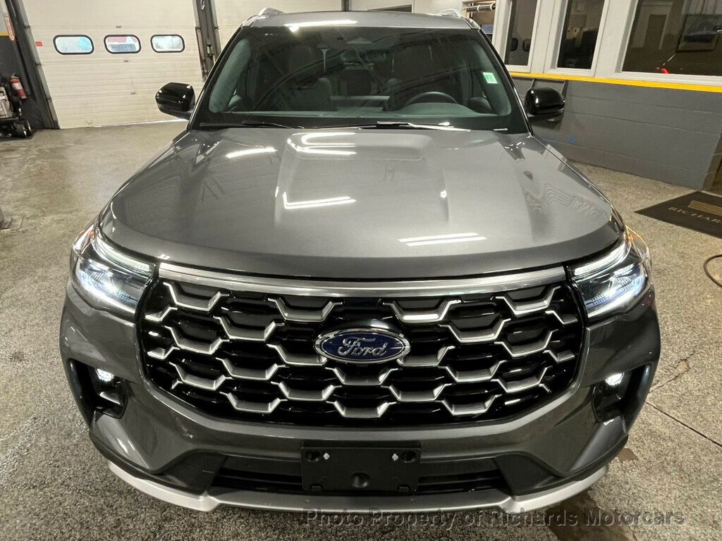 2025 Ford Explorer Platinum 4WD - 22953424 - 9