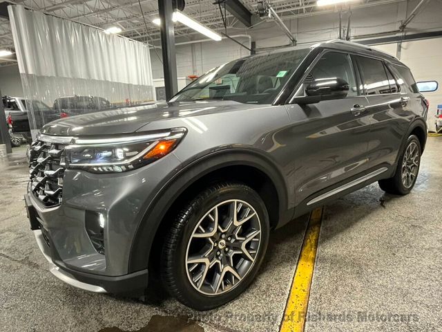 2025 Ford Explorer Platinum 4WD - 22953424 - 6