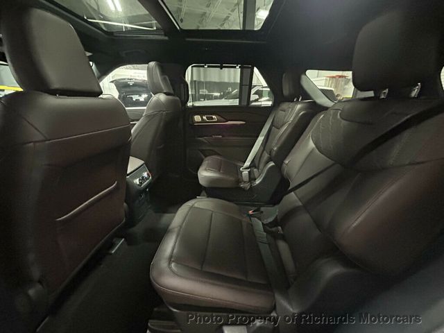 2025 Ford Explorer Platinum 4WD - 22998994 - 19