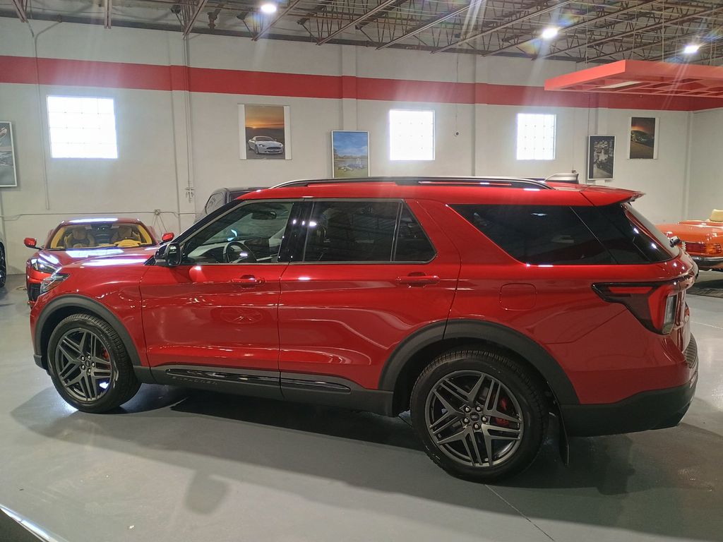 2025 Ford Explorer ST 4WD 1 Owner Clean Carfax 2850 Miles - 22940851 - 1