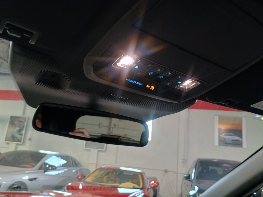 2025 Ford Explorer ST 4WD 1 Owner Clean Carfax 2850 Miles - 22940851 - 23