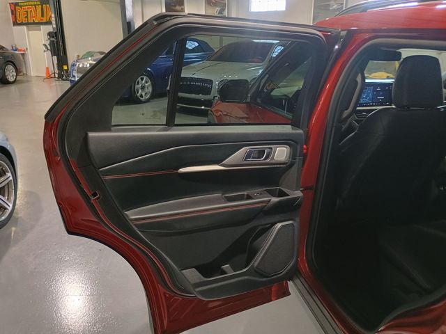 2025 Ford Explorer ST 4WD 1 Owner Clean Carfax 2850 Miles - 22940851 - 27