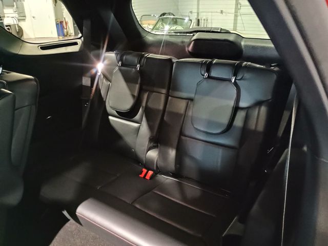 2025 Ford Explorer ST 4WD 1 Owner Clean Carfax 2850 Miles - 22940851 - 30