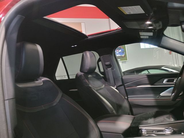 2025 Ford Explorer ST 4WD 1 Owner Clean Carfax 2850 Miles - 22940851 - 37