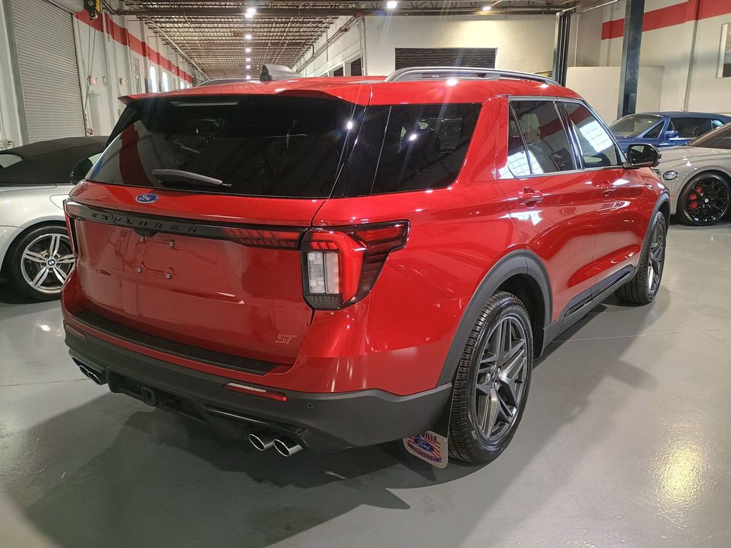 2025 Ford Explorer ST 4WD 1 Owner Clean Carfax 2850 Miles - 22940851 - 4
