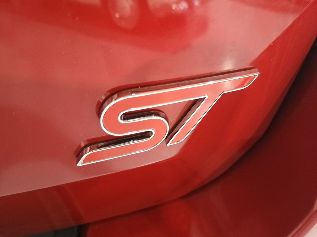 2025 Ford Explorer ST 4WD 1 Owner Clean Carfax 2850 Miles - 22940851 - 52