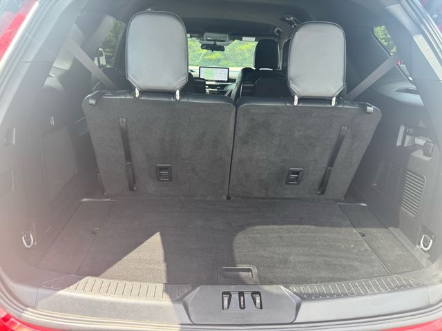 2025 Ford Explorer ST-Line - 23063675 - 32