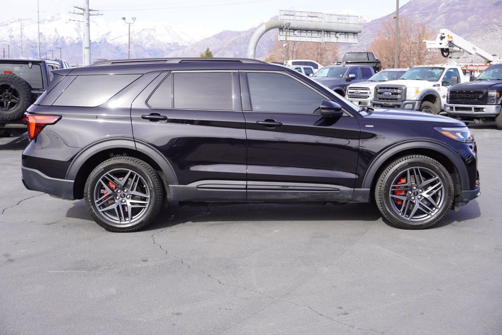 2025 Ford Explorer ST-LINE - 22993641 - 12