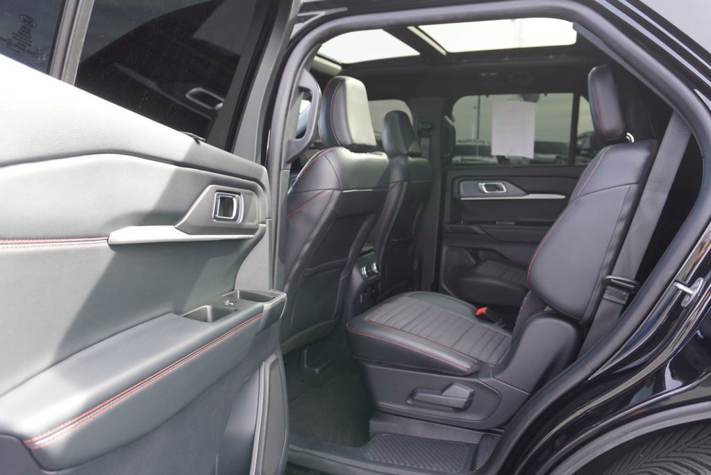 2025 Ford Explorer ST-LINE - 22993641 - 20