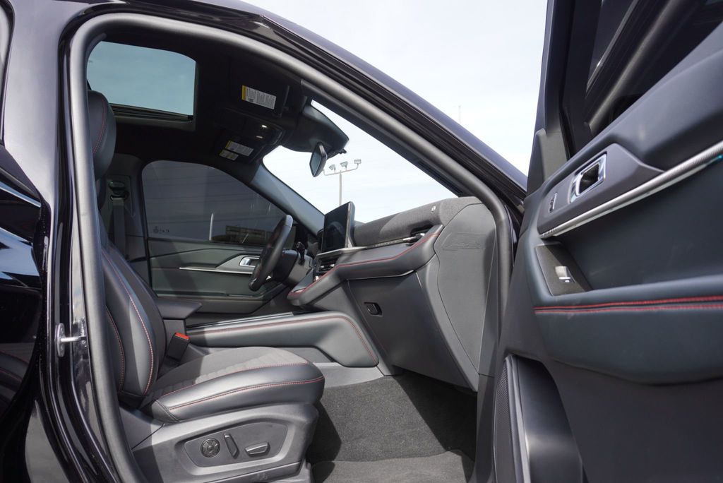 2025 Ford Explorer ST-LINE - 22993641 - 22