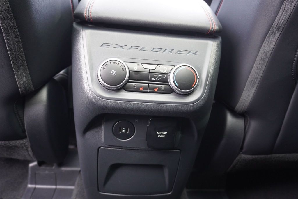 2025 Ford Explorer ST-LINE - 22993641 - 25