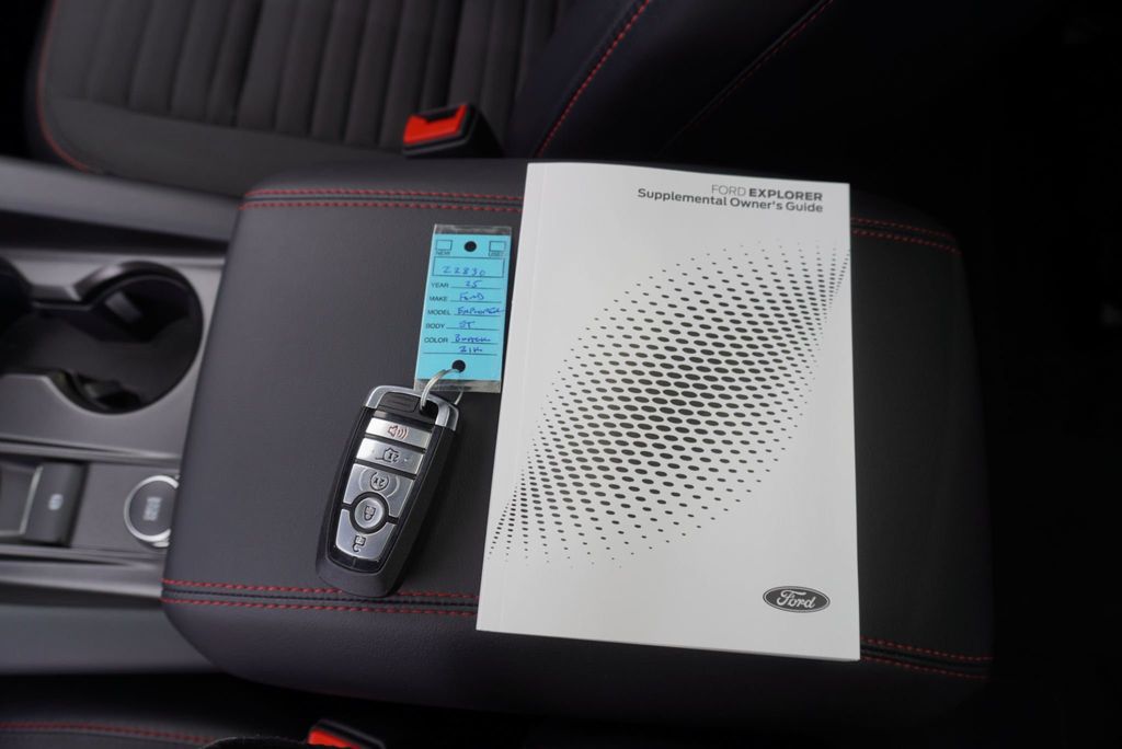 2025 Ford Explorer ST-LINE - 22993641 - 43