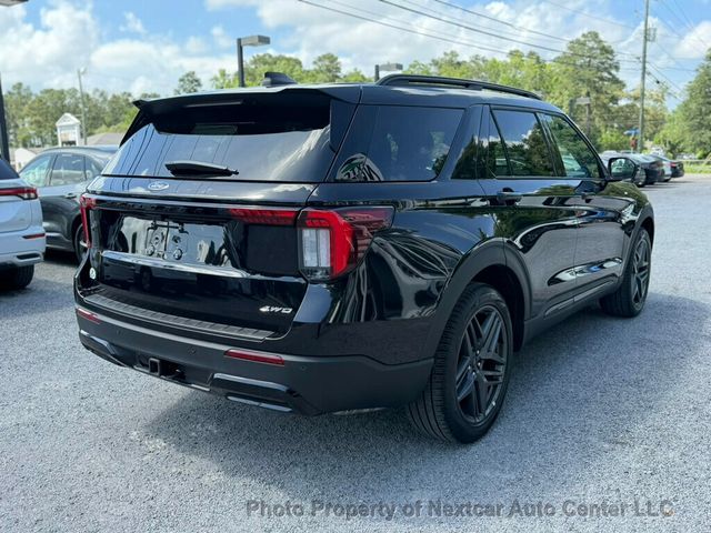 2025 Ford Explorer ST-LINE 4WD (PL535)'s photo