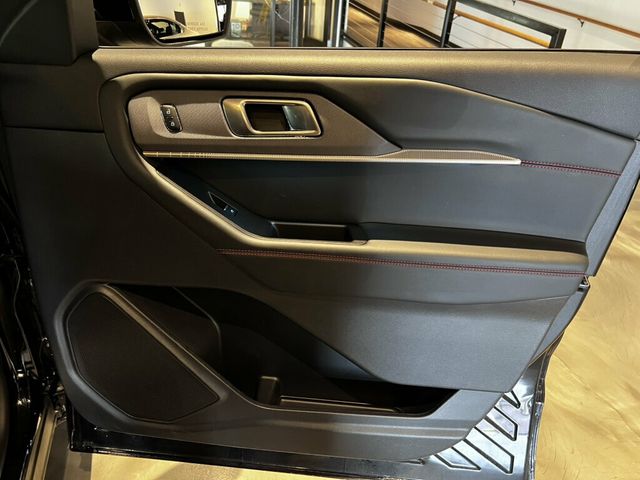 2025 Ford Explorer ST-Line/4WD/2ndRowCptChair/STLineStreetPack/PrmPkg/21"Wheels - 23078579 - 28