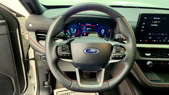 2025 Ford Explorer ST-Line 4WD with Premium Pkg, Panoramic Vista Roof & Street Pack - 22963434 - 13