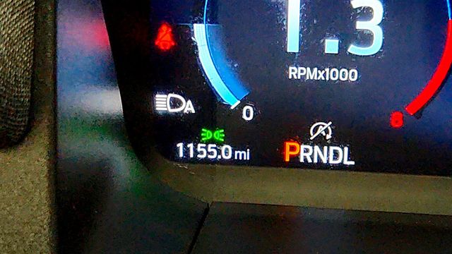 2025 Ford Explorer ST-Line 4WD with Premium Pkg, Panoramic Vista Roof & Street Pack - 22963434 - 15