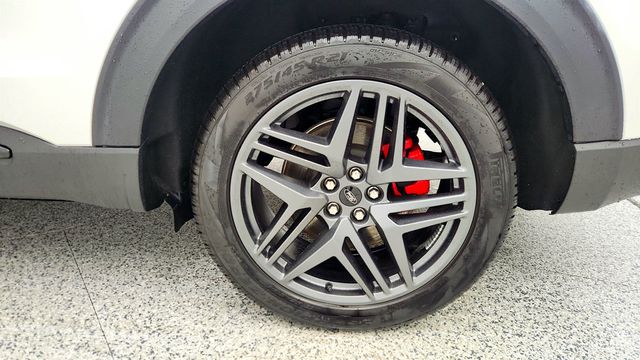 2025 Ford Explorer ST-Line 4WD with Premium Pkg, Panoramic Vista Roof & Street Pack - 22963434 - 8