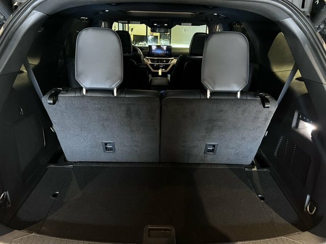 2025 Ford Explorer ST-Line Sport Utility 4D - 23078579 - 20