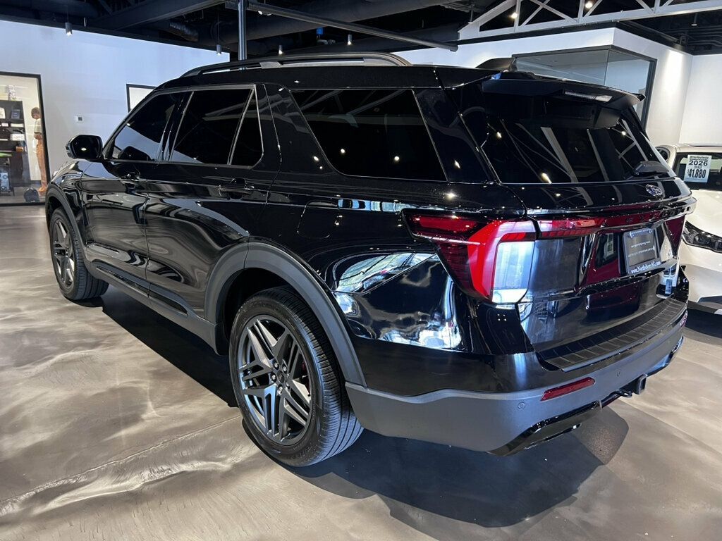 2025 Ford Explorer ST-Line Sport Utility 4D - 23078579 - 6