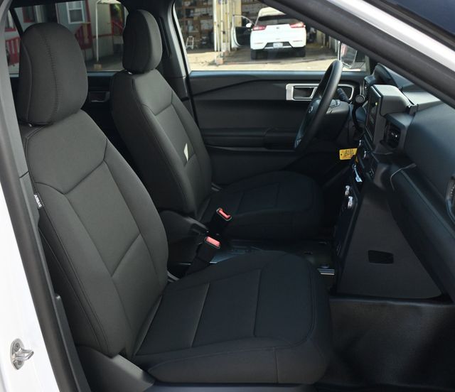 2025 Ford Explorer Utility 4D Police Interceptor AWD V6 Hybrid - 22962136 - 13
