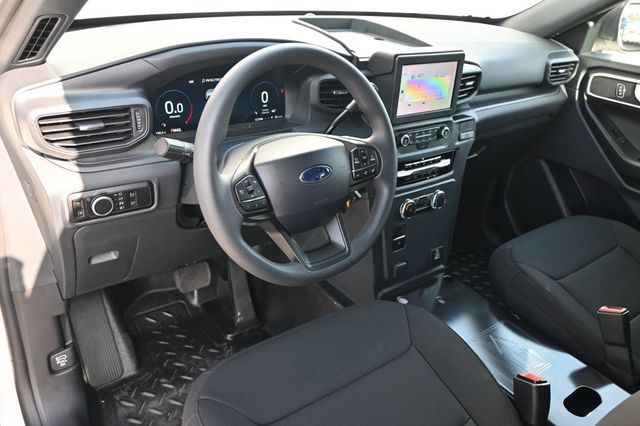 2025 Ford Explorer Utility 4D Police Interceptor AWD V6 Hybrid - 22962136 - 7