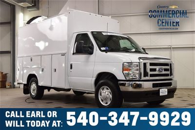 2025 Ford E-Series Cutaway