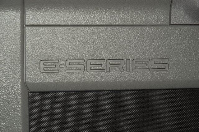 2025 Ford E-Series Cutaway E350 CUTAWAY * 7.3 V8 * 11' READING KUV W/ RACK * 3K MILES - 22970365 - 29