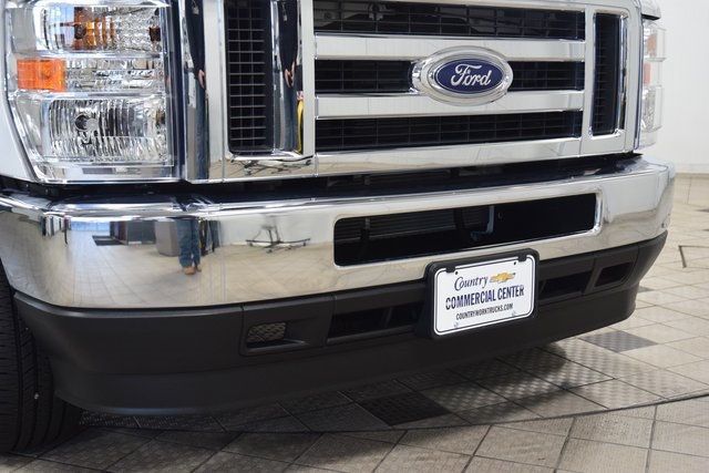 2025 Ford E-Series Cutaway E350 CUTAWAY * 7.3 V8 * 11' READING KUV W/ RACK * 3K MILES - 22970365 - 6